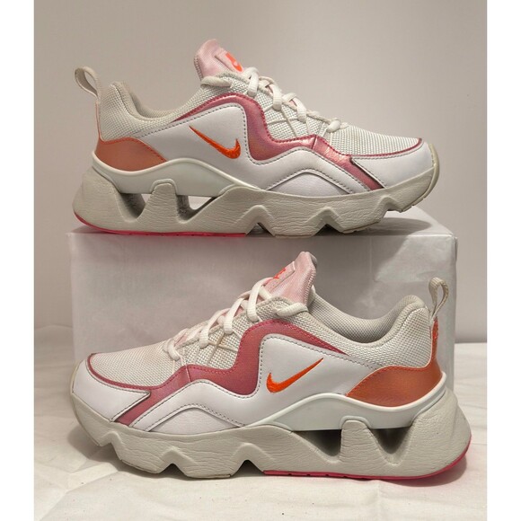 Nike Women’s Size 7 - Picture 1 of 8